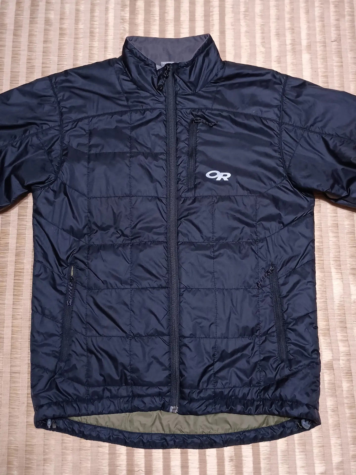OUTDOOR RESEARCH Chaqueta térmica ligera