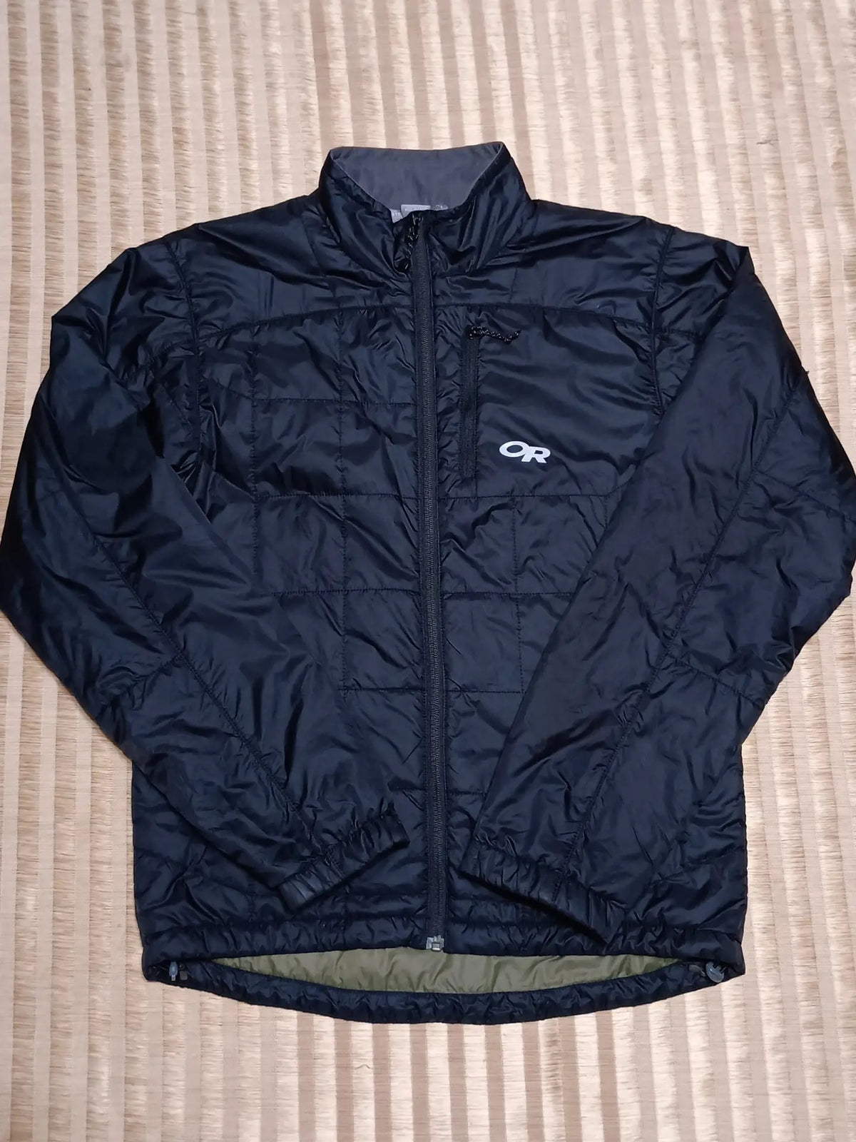 OUTDOOR RESEARCH Chaqueta térmica ligera
