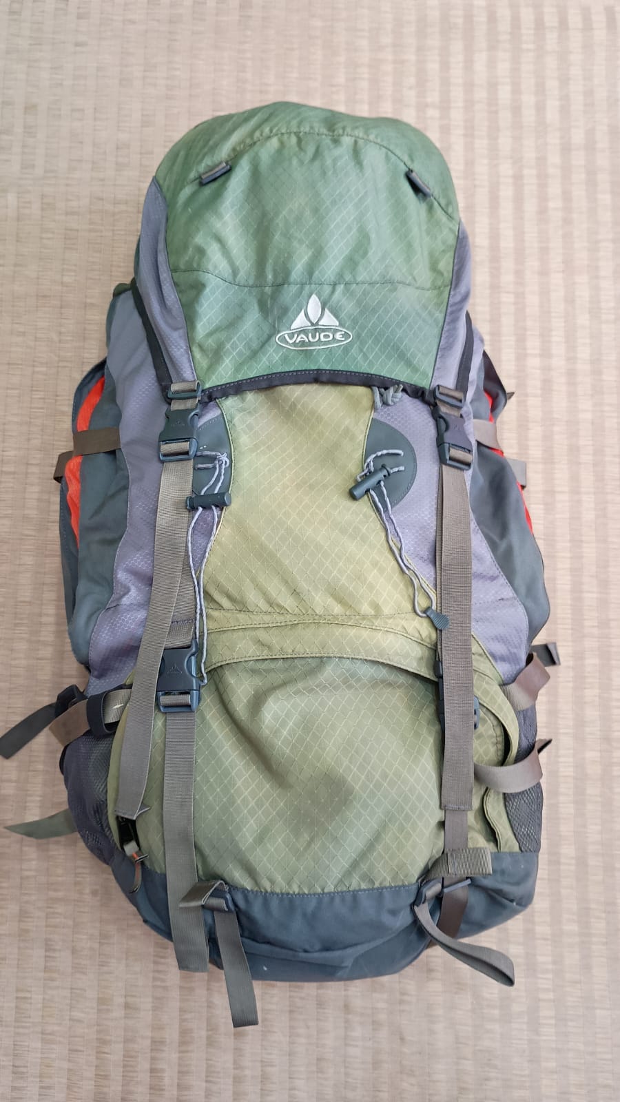 VAUDE Mochila trekking Modelo Astra 75