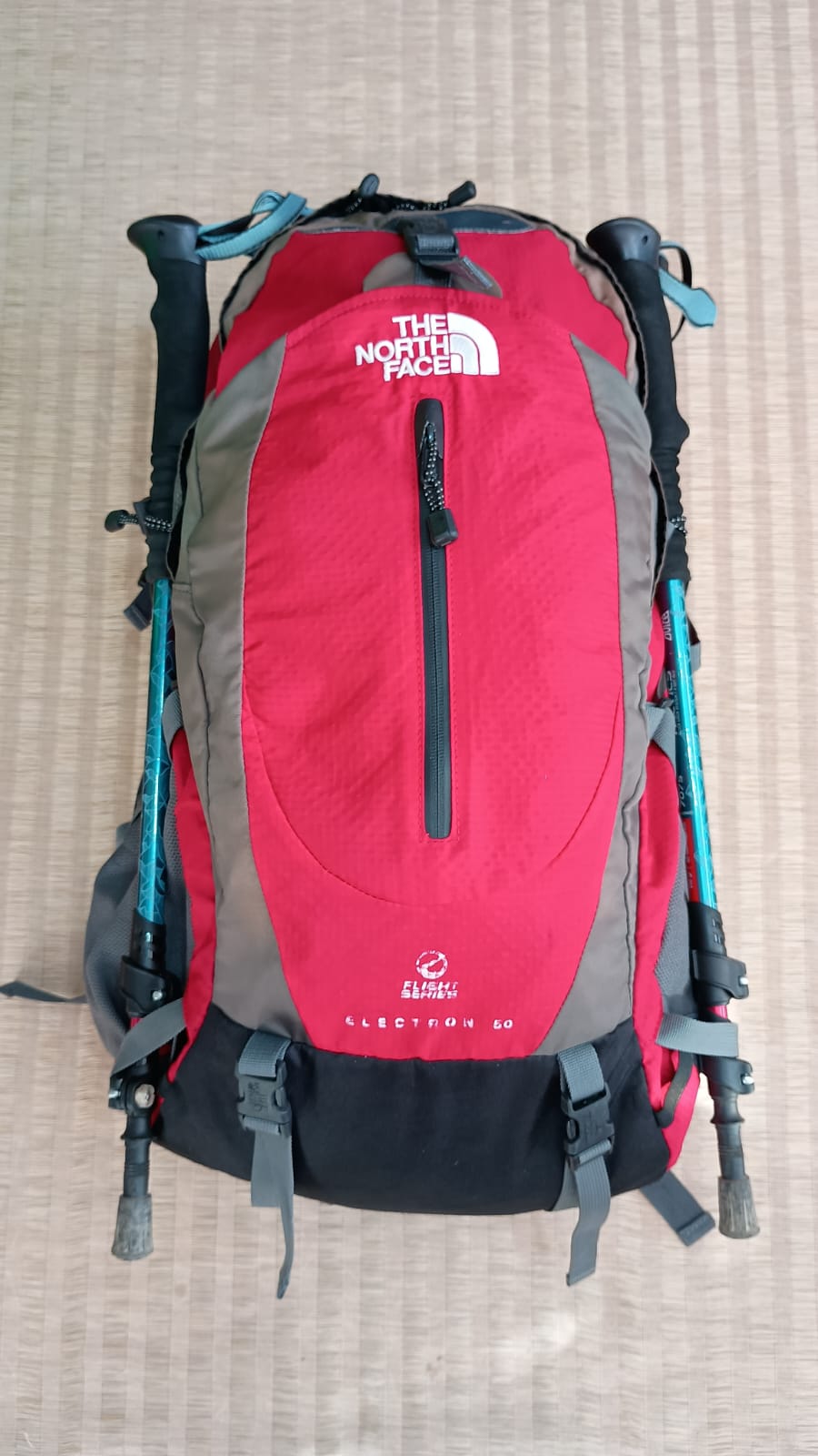 THE NORTH FACE Mochila trekking Modelo Electron 50
